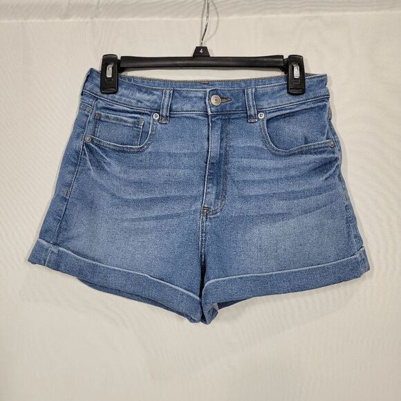 American Eagle Outfitters Pants - American Eagle Mom High-waisted Denim Jean Shorts Cuffed Stretch Size 6